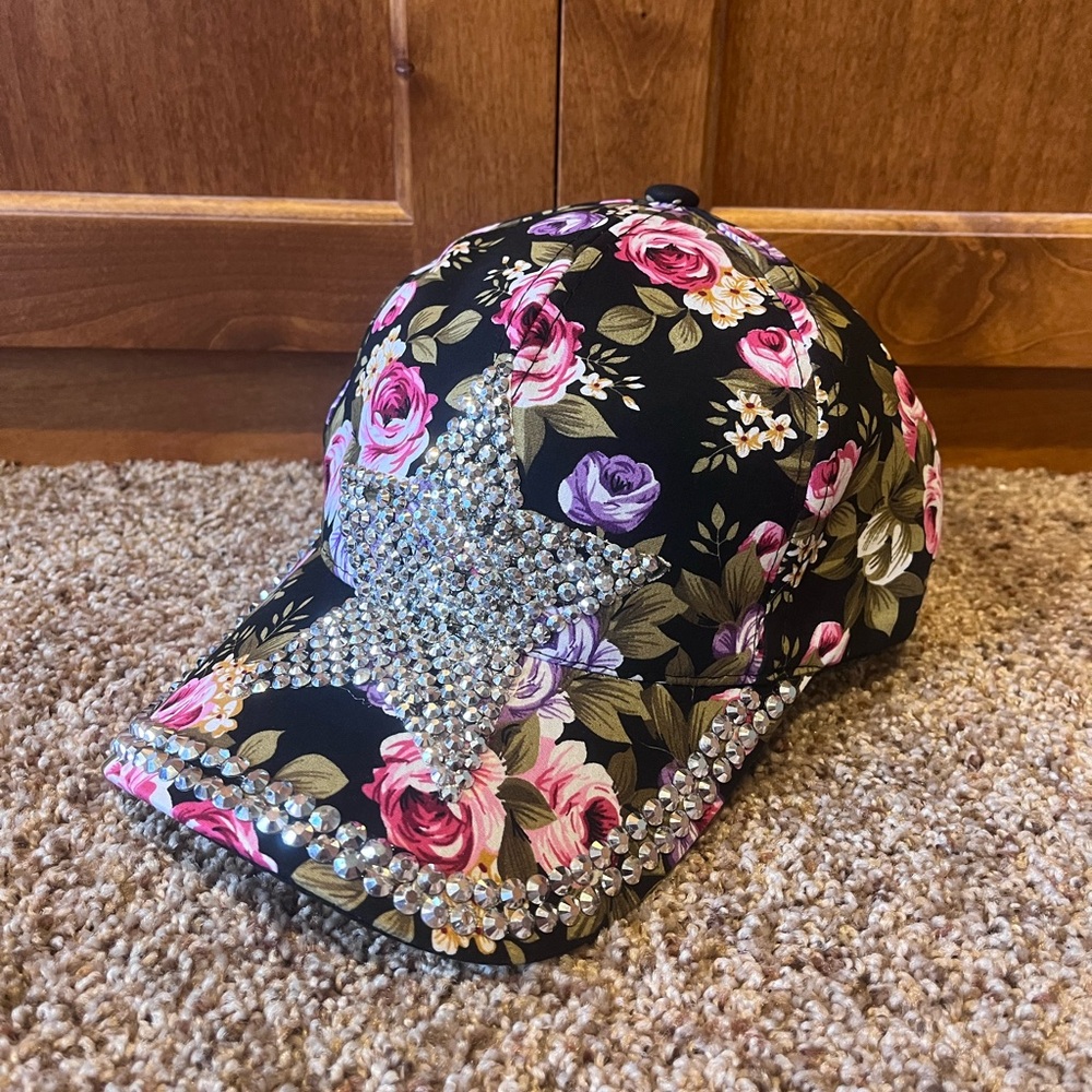 Magid Floral Cap‎ with Pink and Green Accents